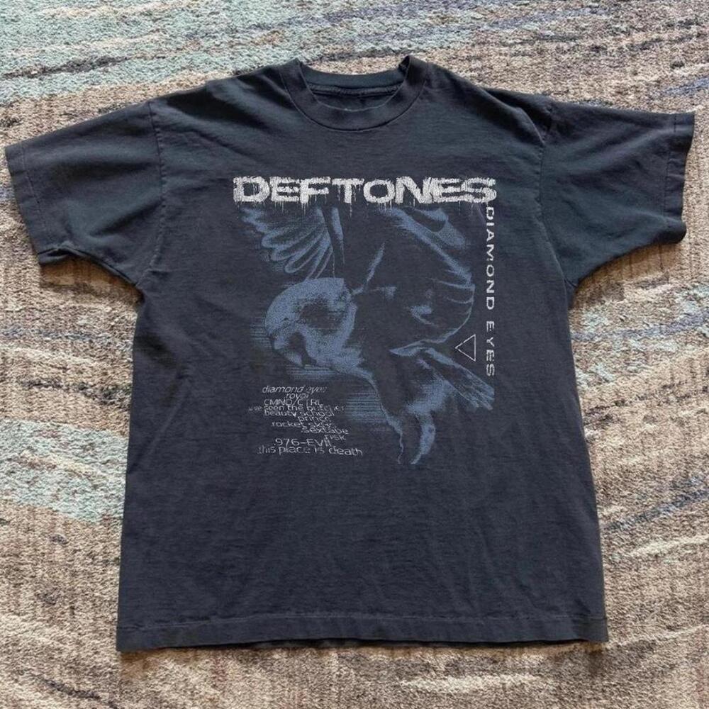 Gildan Men Black T-Shirt, Deftones Black Band Tee